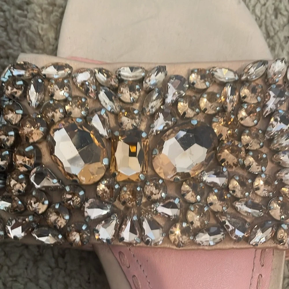 Preowned/final sale beautiful open sandals with jeweled embellishment